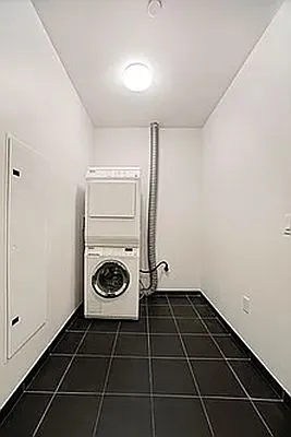 Rented by A & I Broadway | media 15