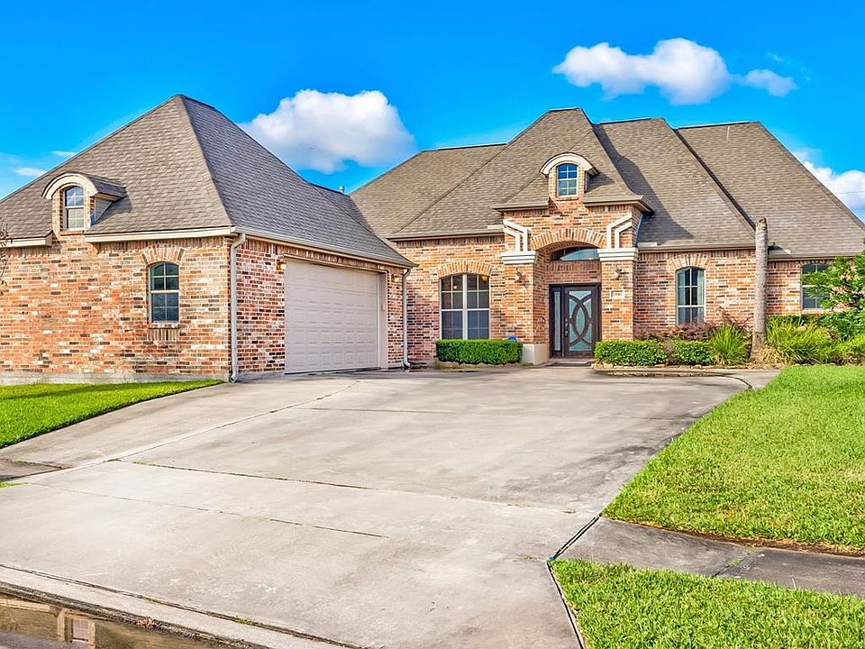 1st image of 7840 Oakmont Dr