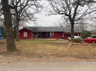 876 Pioneer Trail Dr, Mountain Home, AR 72653