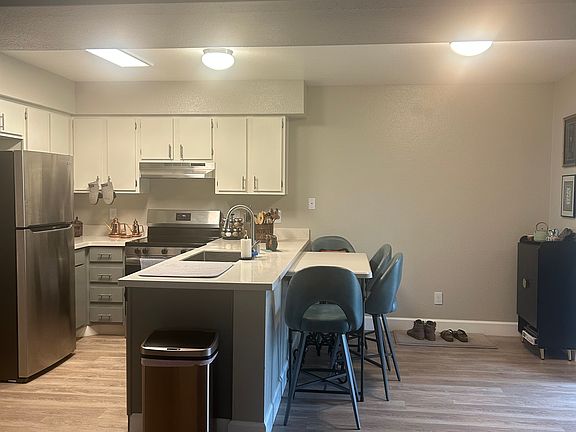 4th image of 4327 Orion Dr