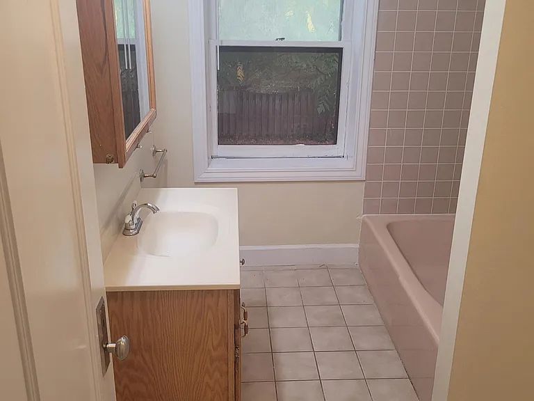 337 Fairport Rd — Photo 17