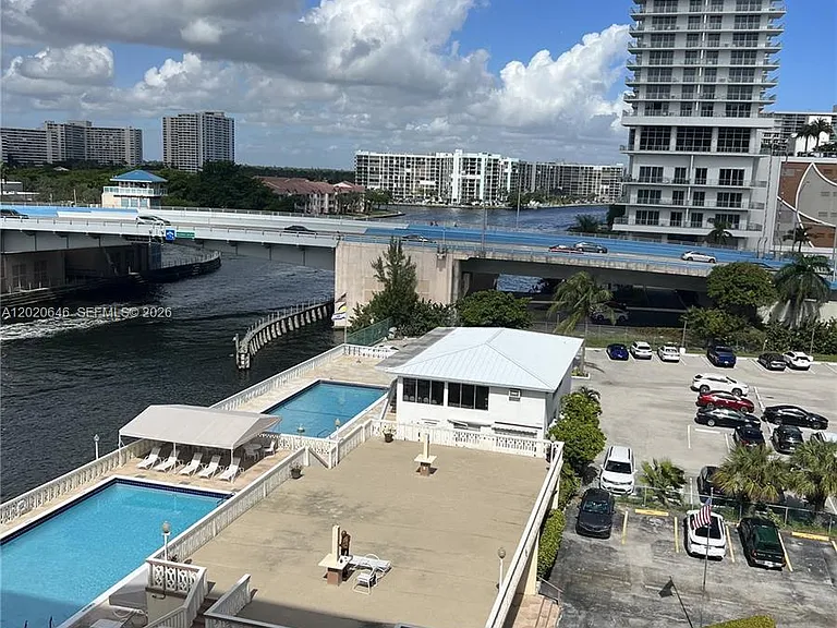 1817 S Ocean Dr #718 — Photo 16
