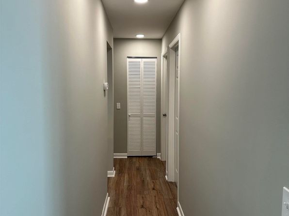 columbia-south-carolina-401885823 picture