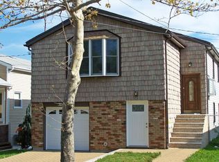 215 Cortelyou Ave, Staten Island, NY 10312