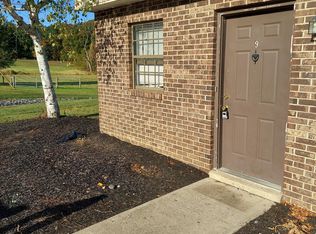 9 Country Meadow Ln, New Bloomfield, PA 17068