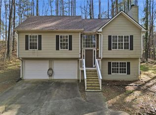 181 N Springs Dr, Acworth, GA