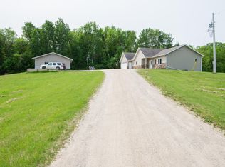 11905 Hunter Dr, Lake Park, MN 56554