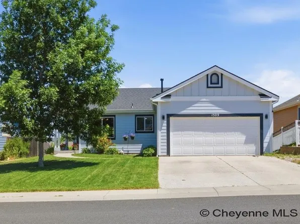 1509 Summerset Dr, Cheyenne, WY 82001