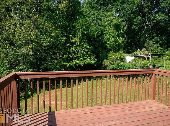3rd image of 4431 Holiday Heights Dr