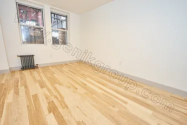 Rented by Genik Group Corp