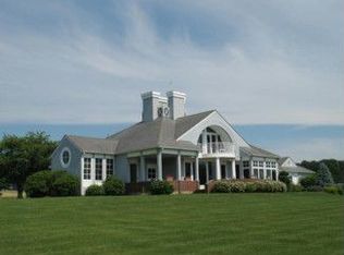 33 Courageous Cir, Bristol, RI 02809