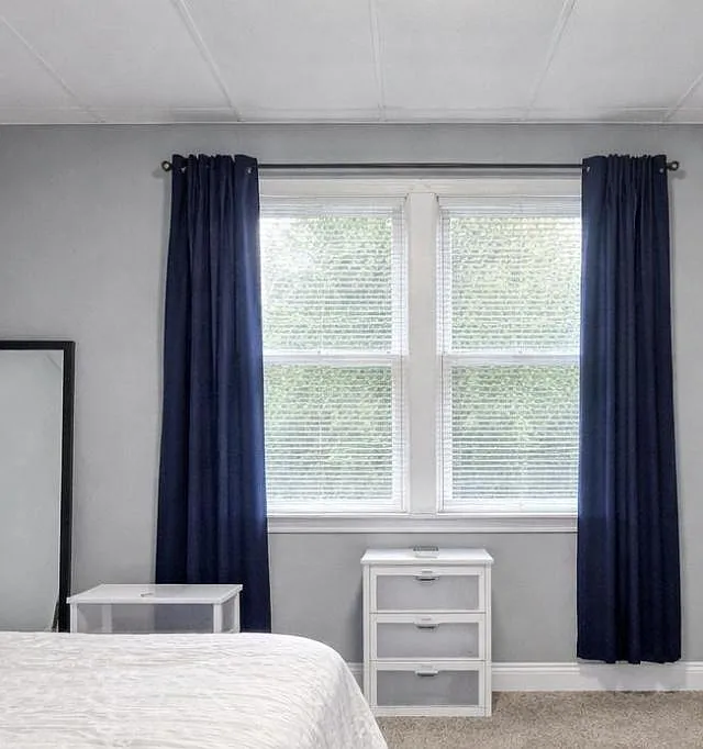 3 bed, 1.0 bath, 992 sqft, $633 — Photo 2