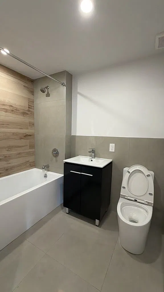 2 bed, $2,890 — Photo 4