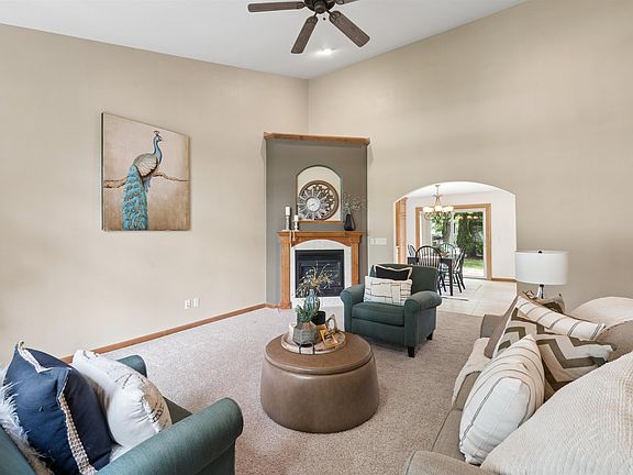 5th image of 4226 E Appleseed Dr