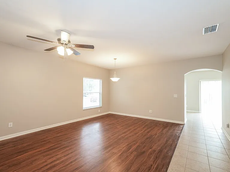 3202 Shamrock Park Pl — Photo 4