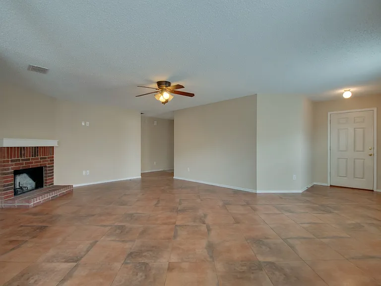 3833 Foxhound Ln — Photo 4