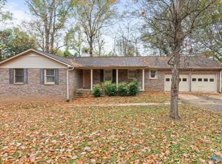 106 Matt Phillips Rd NW, Huntsville, AL 35806