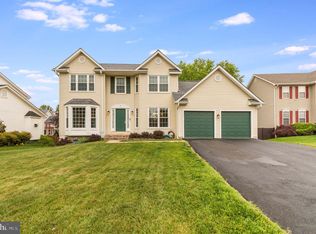 8 Whitestone Dr, Stafford, VA 22556
