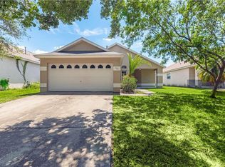 129 S Roma Way, Kissimmee, FL 34746