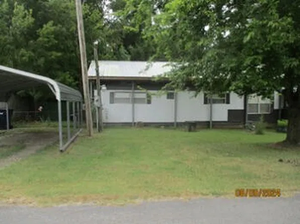 273 W Pine St, Batesville, AR 72501