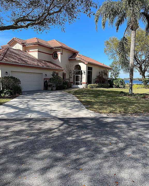 1st image of 1128 Shoreline Ln