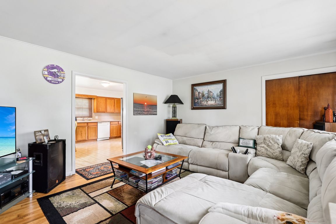 Lafayette Ave-S2706-008.jpg