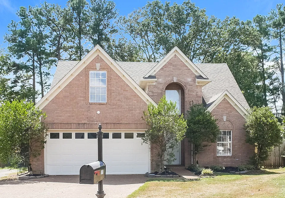 2963 Woodland Elm Cv S