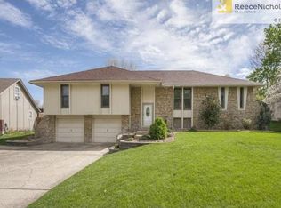 18707 E 28th St S, Independence, MO 64057