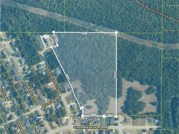 1 Green Meadow Rd NW, Huntsville, AL 35810