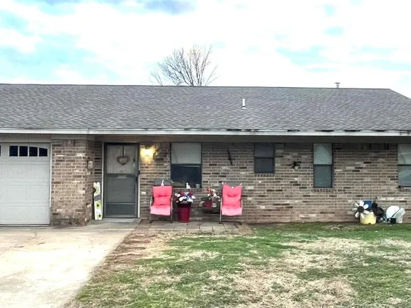 1212 Pond Creek Dr, Tecumseh, OK 74873