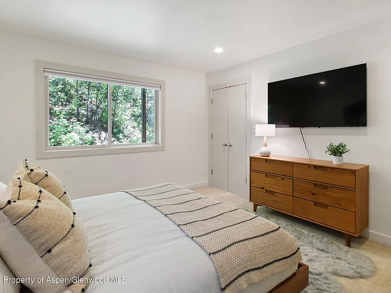 314 Mountain Laurel Dr — Photo 16