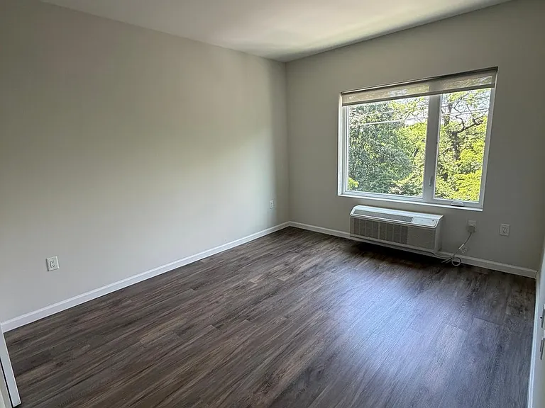 315 Lake St #201A — Photo 8