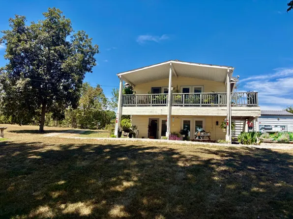 4 Cedar Street, Greenfield, MO 65661