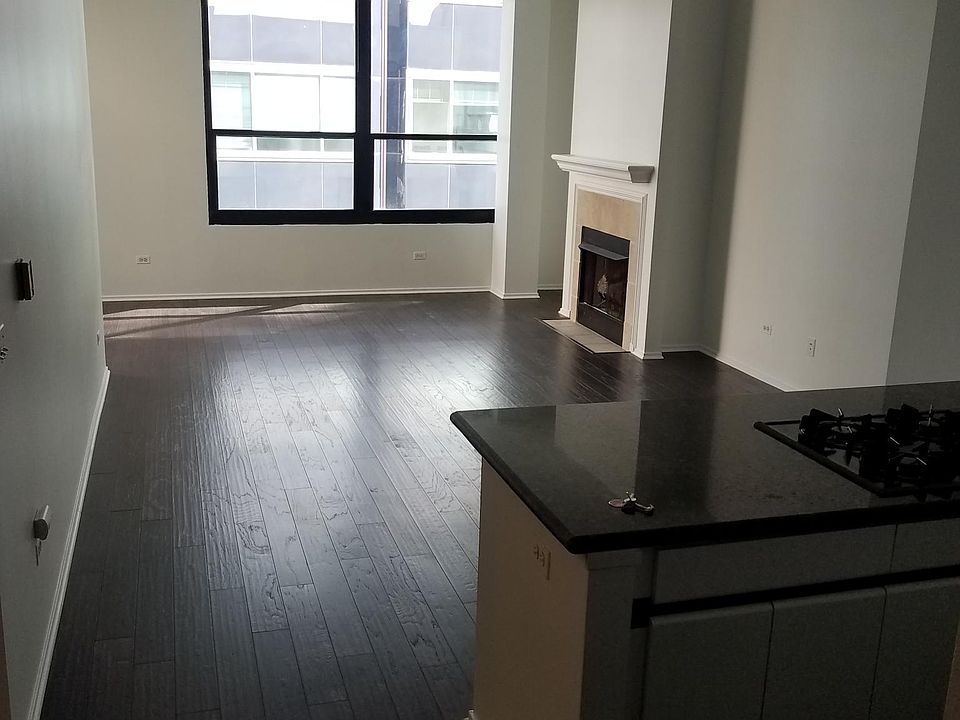 1st image of 130 S Canal St APT 10J