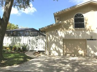 5214 Woodruff Ln, Palm Beach Gardens, FL 33418