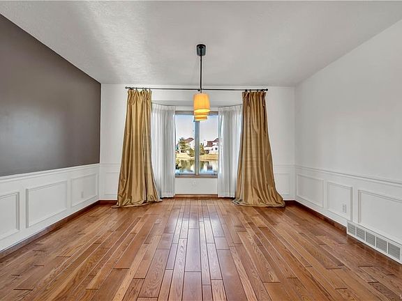 2nd image of 6141 Meadow Lakes Dr