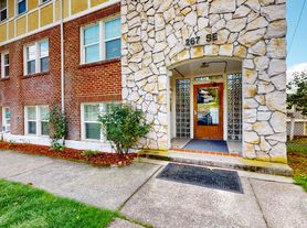 435 -Keystone Apartments