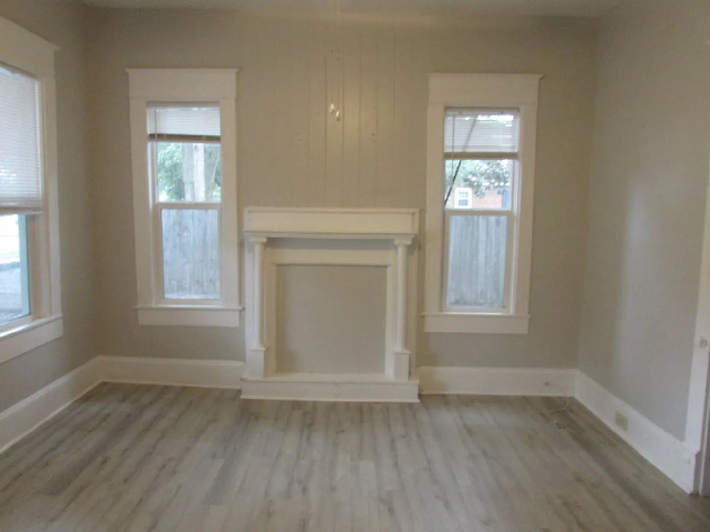 7 Morgan Ave — Photo 4