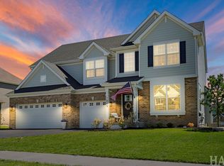 1849 Amarillo Blvd, Elgin, IL 60124