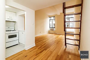 Rented by Bond New York