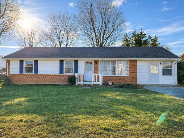 5536 Capito St, Roanoke, VA 24019
