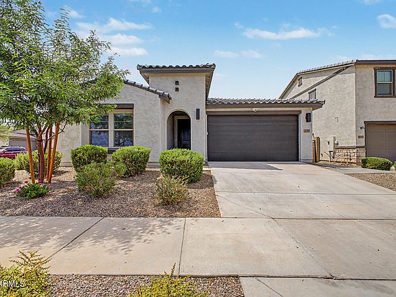 5th image of 42385 W Rojo St