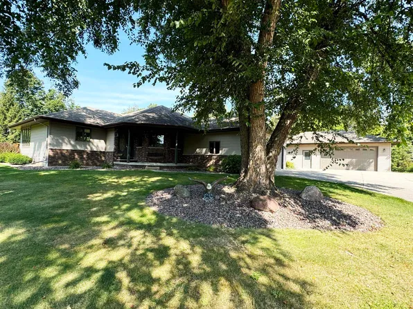 W10227 Hickory Ct, Waupun, WI 53963