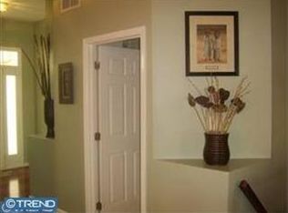62 Amherst Dr, Burlington, NJ 08016