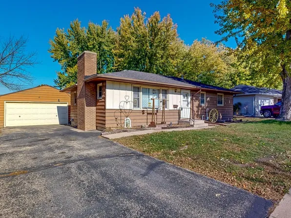 2355 15th Ave NW, Rochester, MN 55901