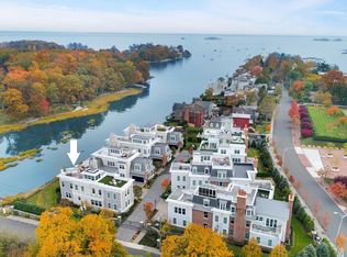 2 Oneida Dr UNIT E, Greenwich, CT 06830