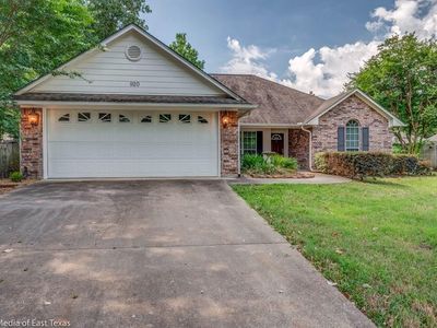 920 Village Gate Cir, Nacogdoches, TX, 75961