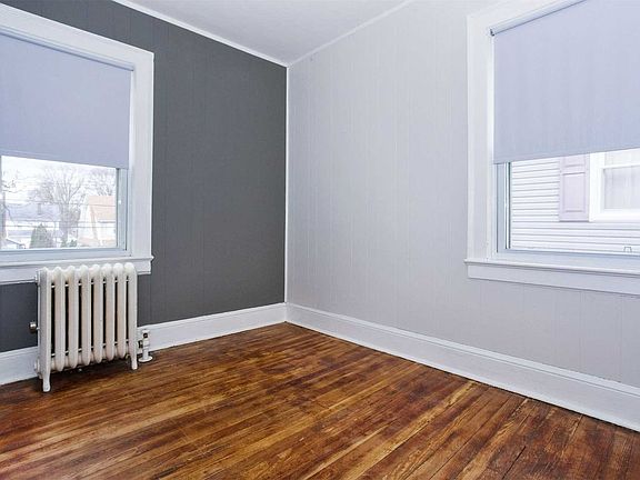 3rd image of 57 Vanderbilt Ave Floor 2