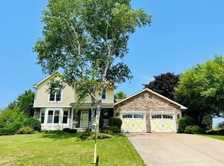 617 Carleton Dr, Lancaster, WI 53813
