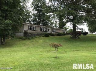 390 Deer Ridge Rd, Goreville, IL 62939